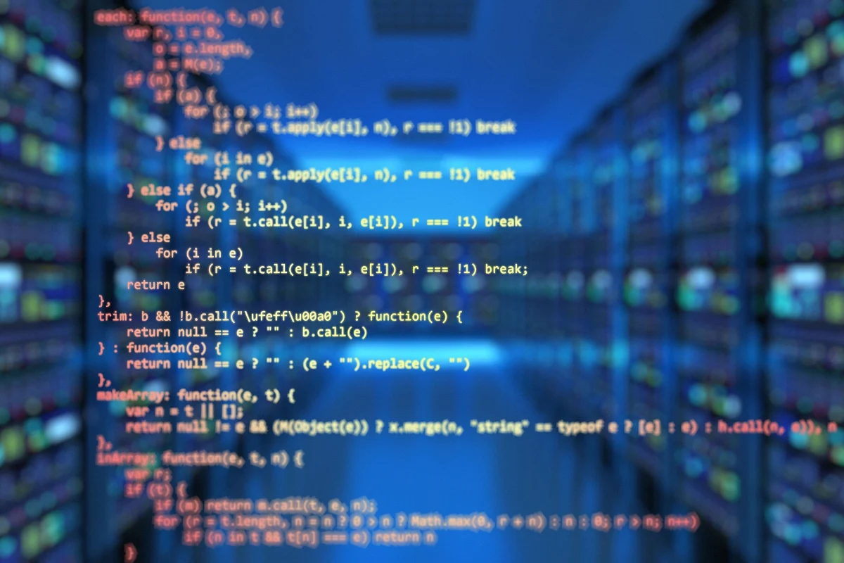 Desenvolvimento de software industrial e integração de dados